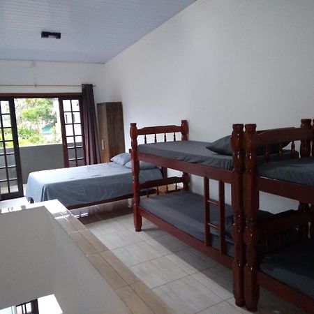 Uba Kitnet Villa Ubatuba Buitenkant foto